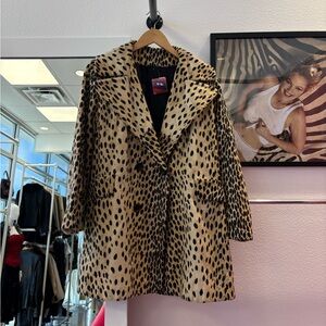 Vintage Leopard Print Women's Coat